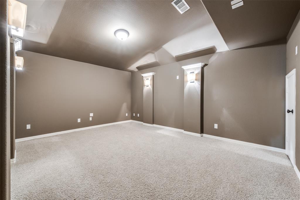 Villas at the Studios - Residential