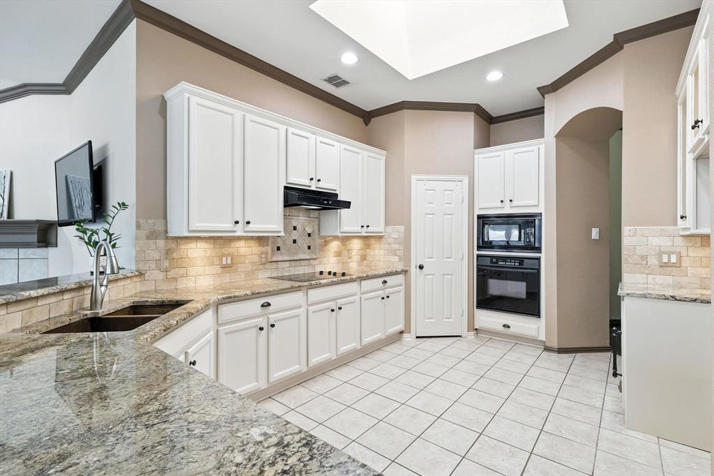 9805 Adolphus Drive