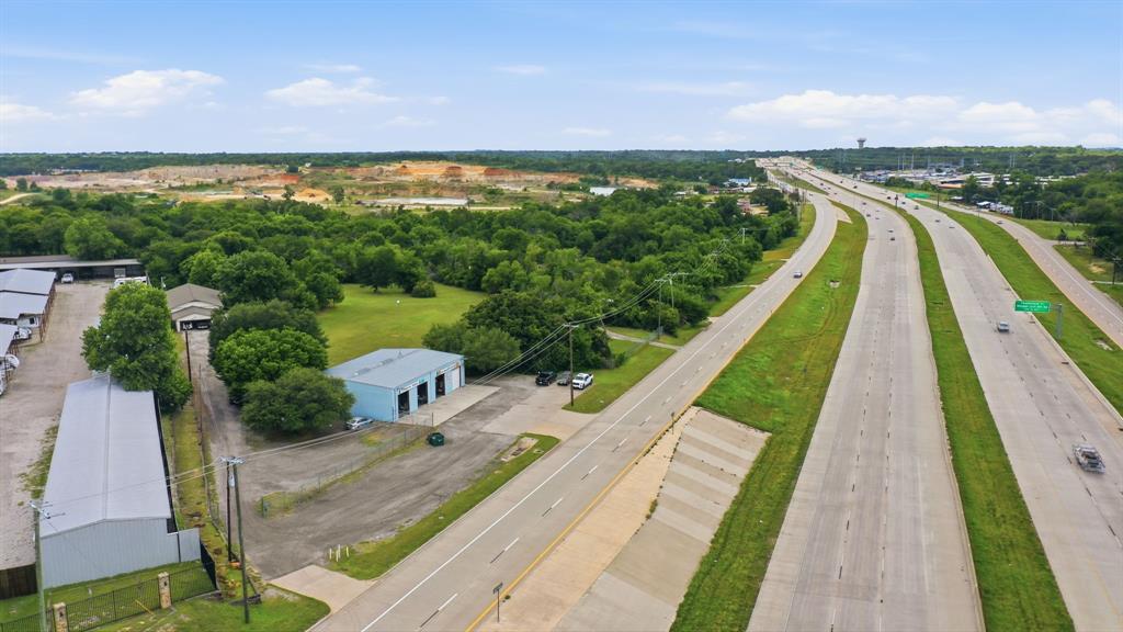 10901 Jacksboro Highway