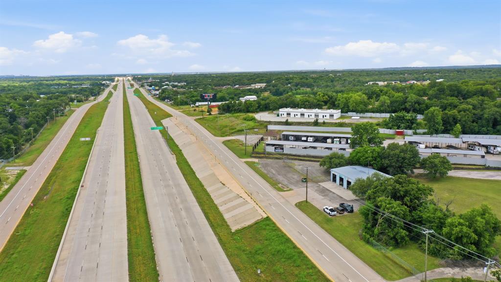 10901 Jacksboro Highway