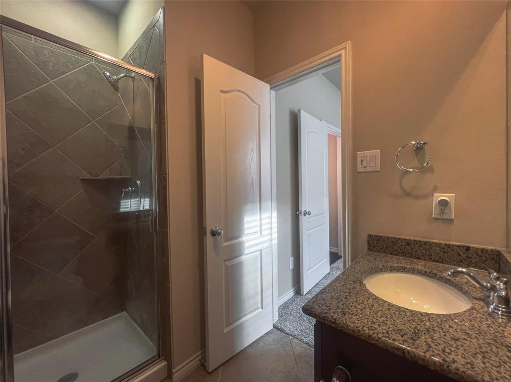 Townhomes District - Residential Lease