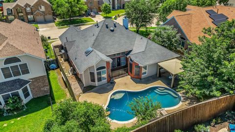 5709 Courtney Circle Haltom City TX 76137