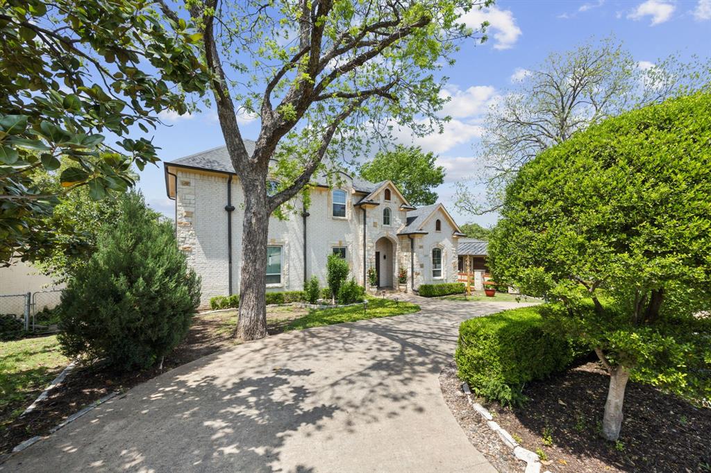 8525 Briarwood Lane