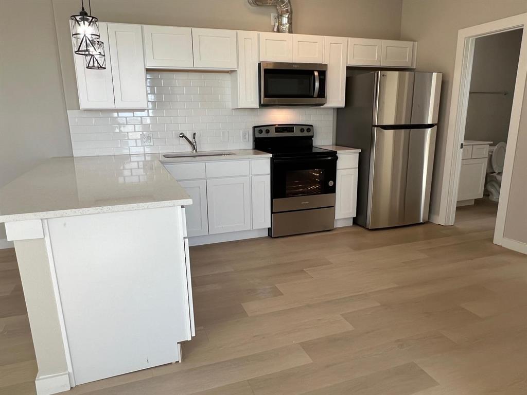 ANDERSON, WILLIAM SURVEY - Residential Lease