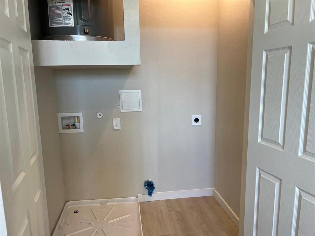 ANDERSON, WILLIAM SURVEY - Residential Lease