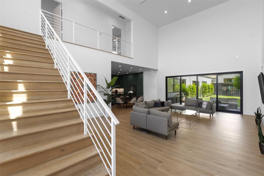 3941 Adrian Drive