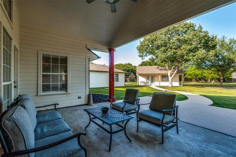 A home in Waxahachie