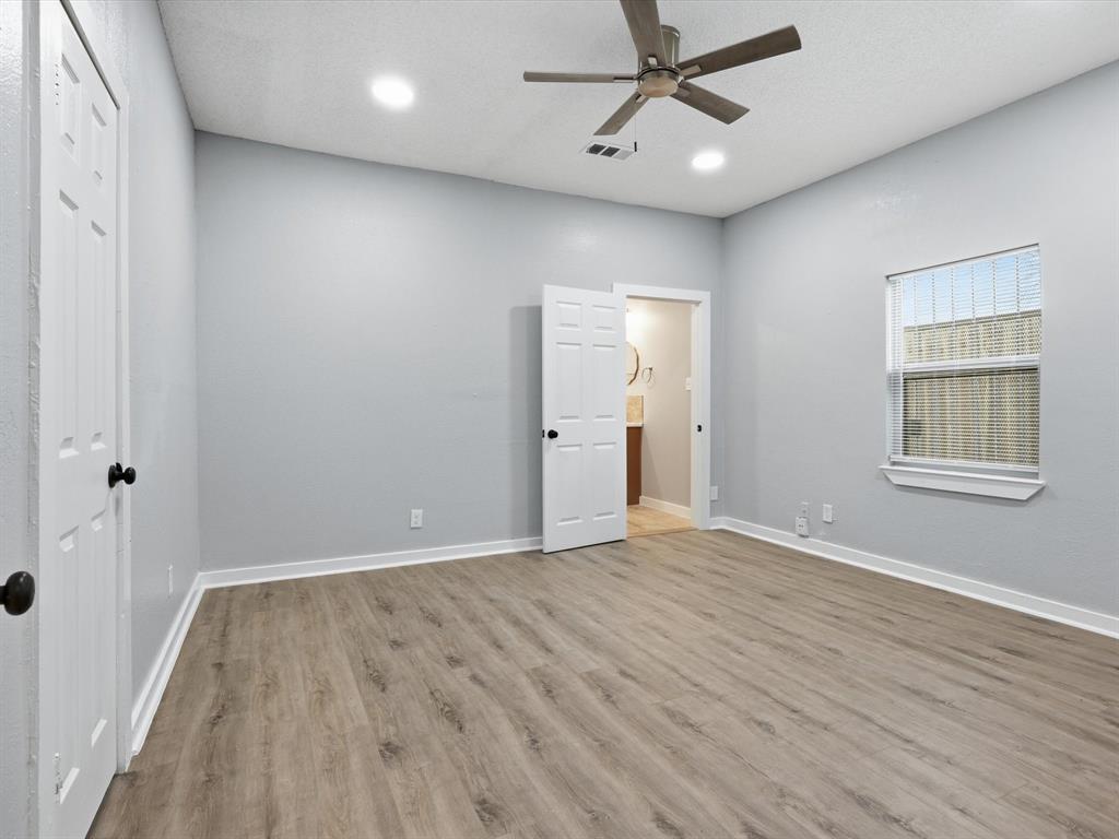 KAHN E M & CO EMP LOAN & SAV A - Residential