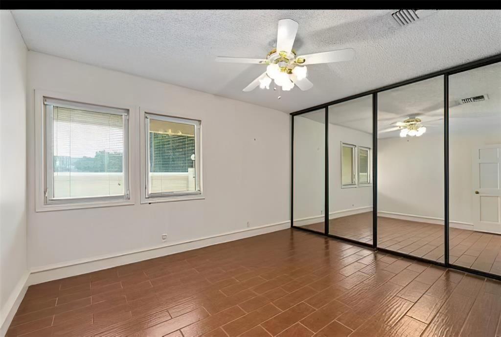 Reflection Bay Condo On Lake Arl - Residential