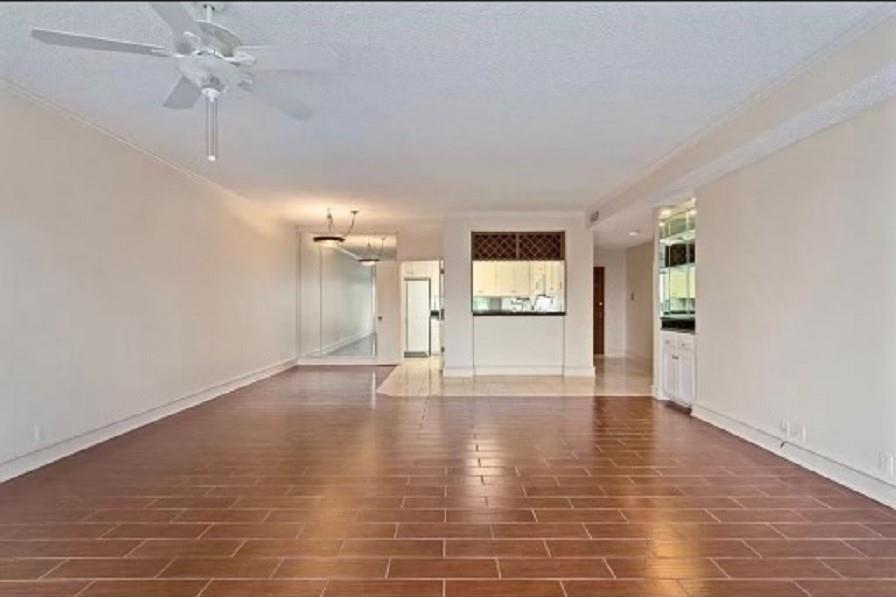 Reflection Bay Condo On Lake Arl - Residential