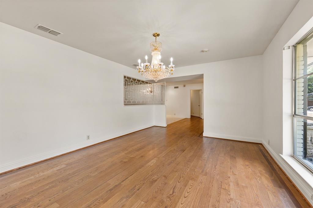 416 Brook Lane