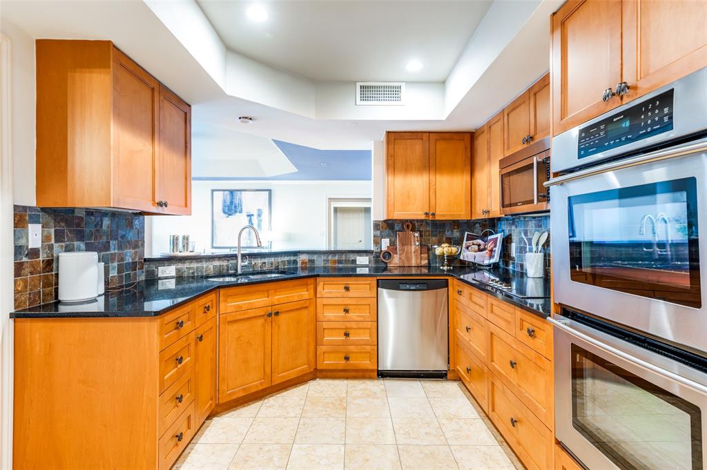 5909 Luther Lane 2104