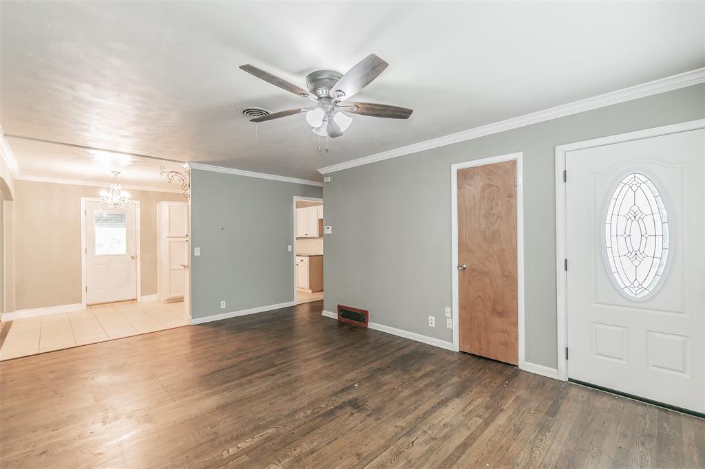 133 SE Newton Drive
