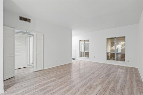 Tiny photo for 4320 Bellaire Drive S #236W, Fort Worth, TX 76109 (MLS # 21197867)