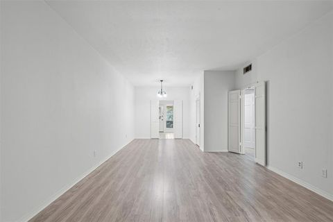 Tiny photo for 4320 Bellaire Drive S #236W, Fort Worth, TX 76109 (MLS # 21197867)