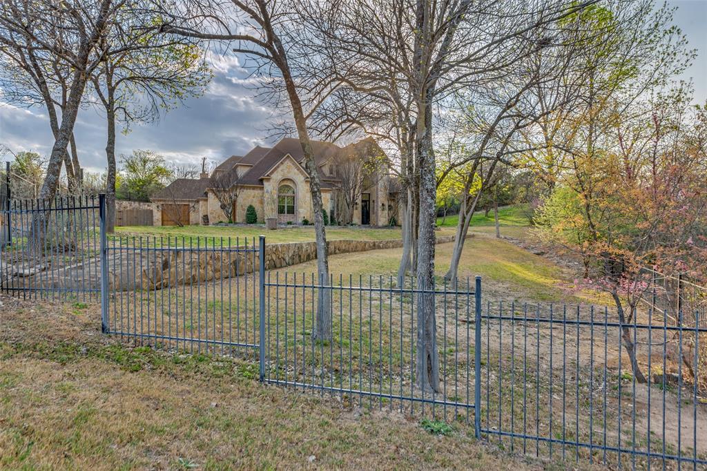 409 Oak Bluff Court