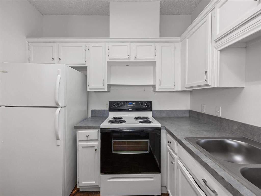 5310 Keller Spgs - Residential