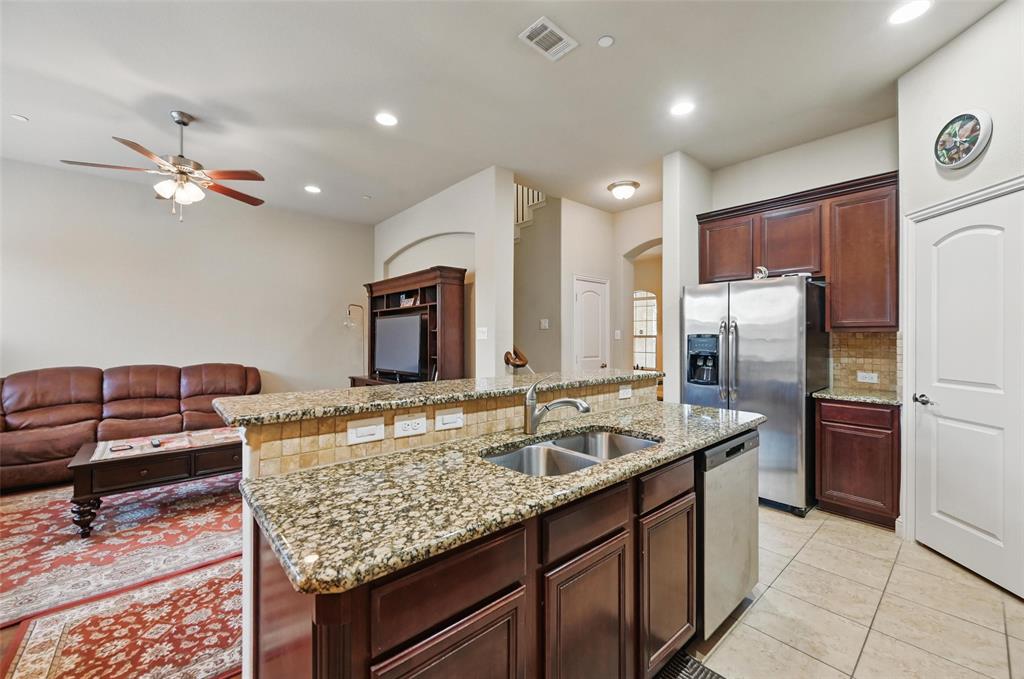 Pasquinellis Willow Crest Ph 4 - Residential