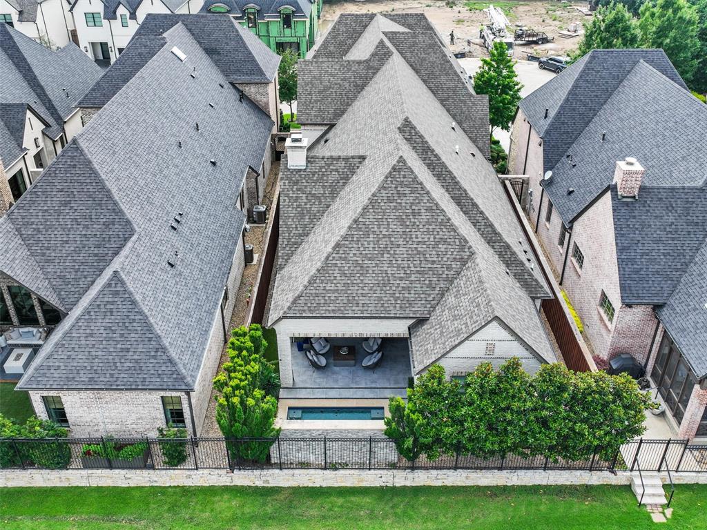 Lawn-Glen Abbey - Residential