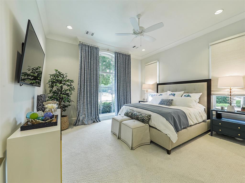 Lawn-Glen Abbey - Residential