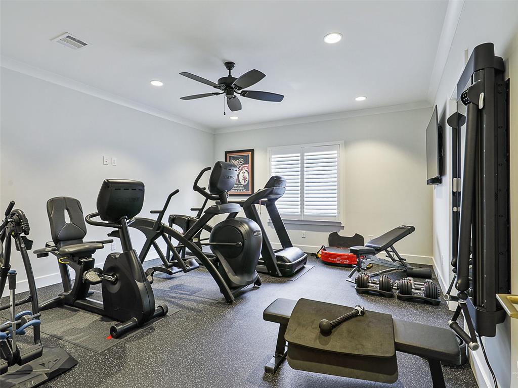 Lawn-Glen Abbey - Residential