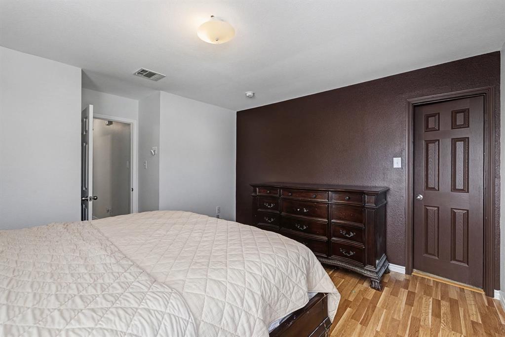 Creek Village At Providence - Residential