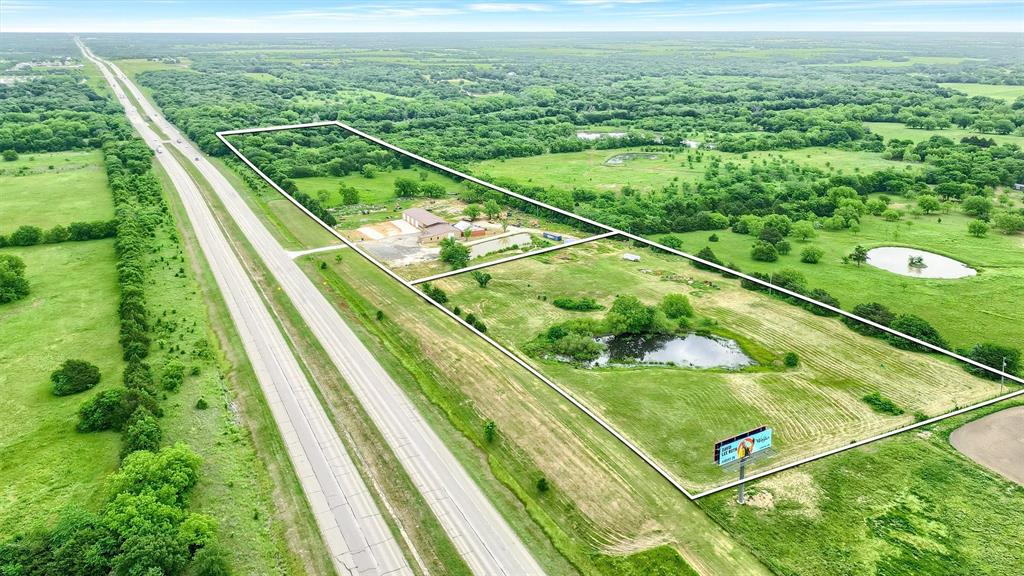 28400 W US Highway 82