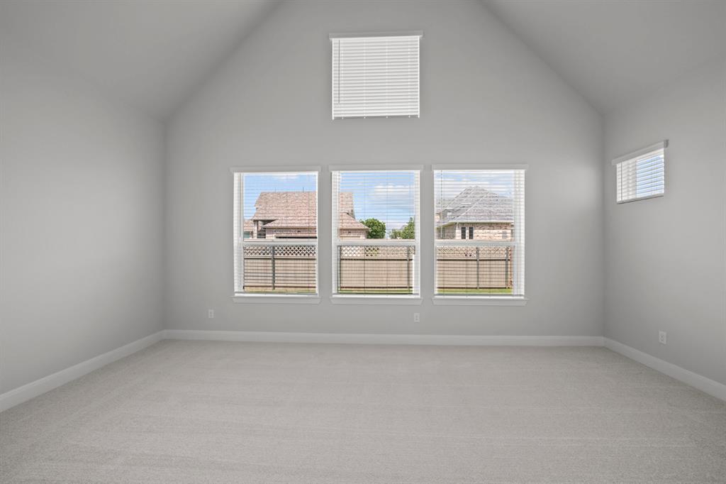 212 Pioneer Trail