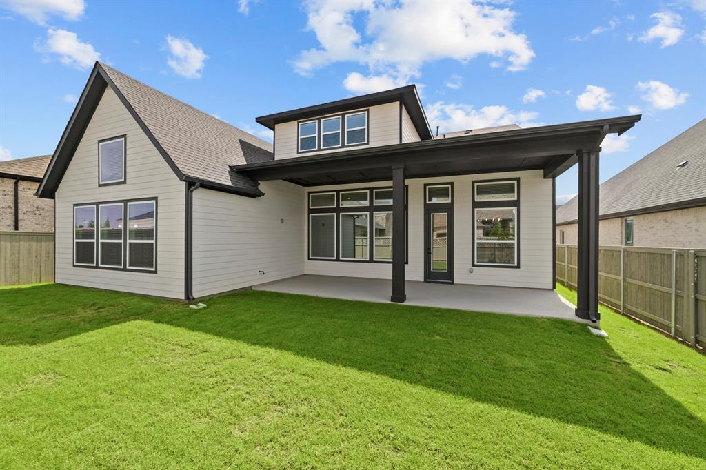 212 Pioneer Trail