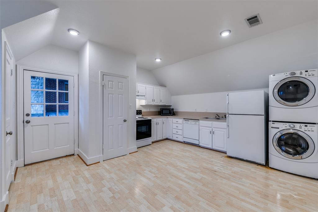 University Court - Residential