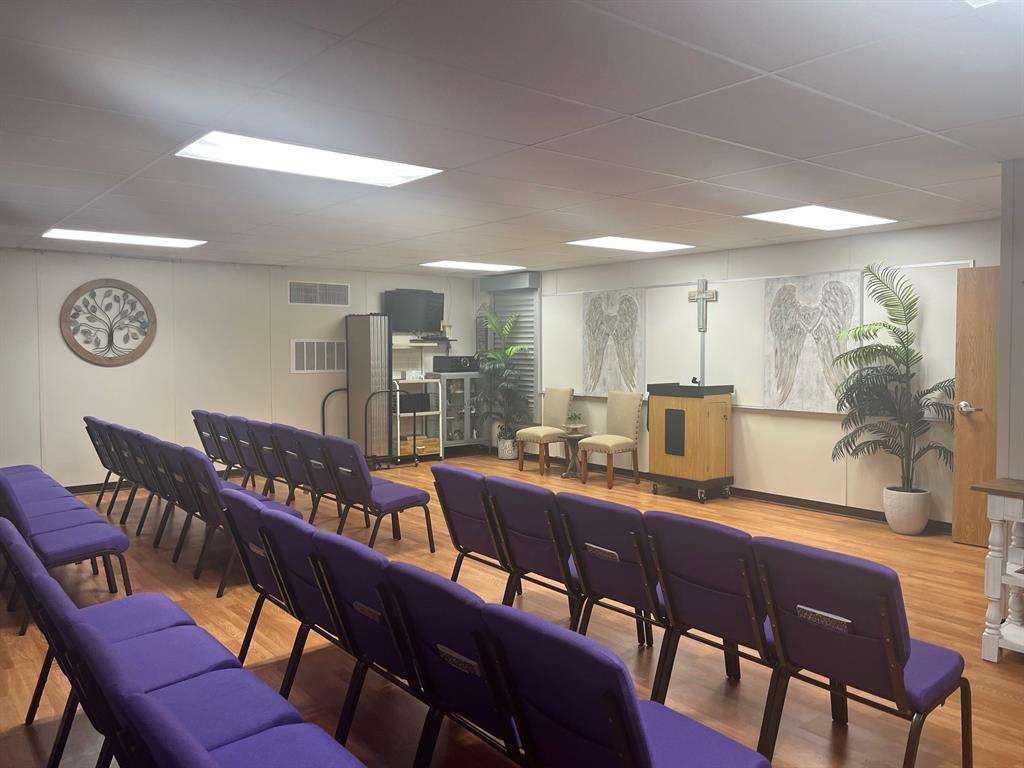 candleridge addition - Commercial Sale