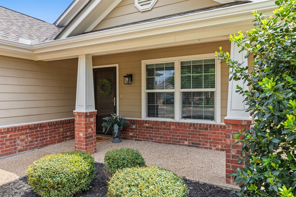 2557 Paddock Lane