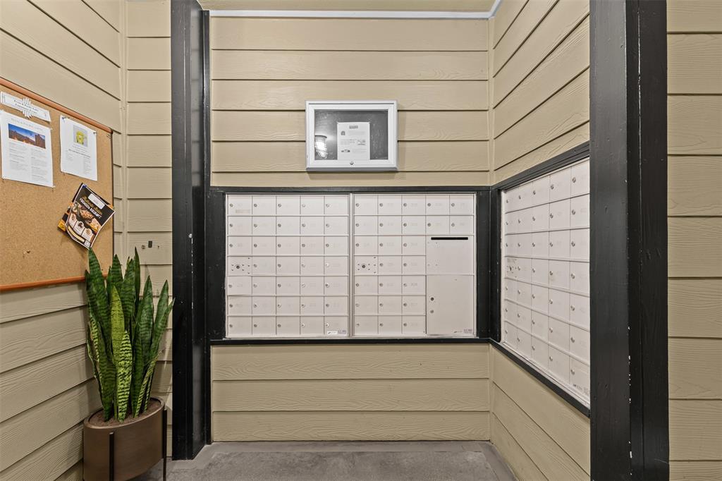 Texas & Pacific Lofts Condo - Residential Lease