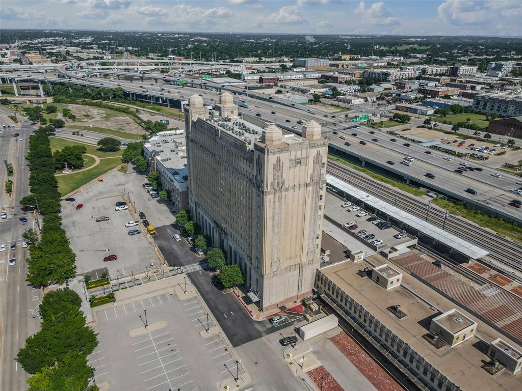 Texas & Pacific Lofts Condo - Residential Lease