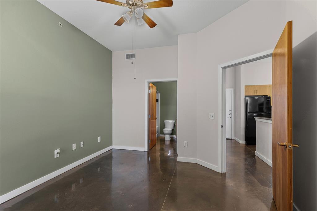 Texas & Pacific Lofts Condo - Residential Lease