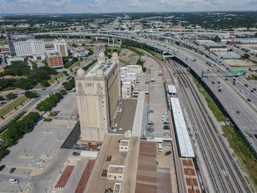 Texas & Pacific Lofts Condo - Residential Lease