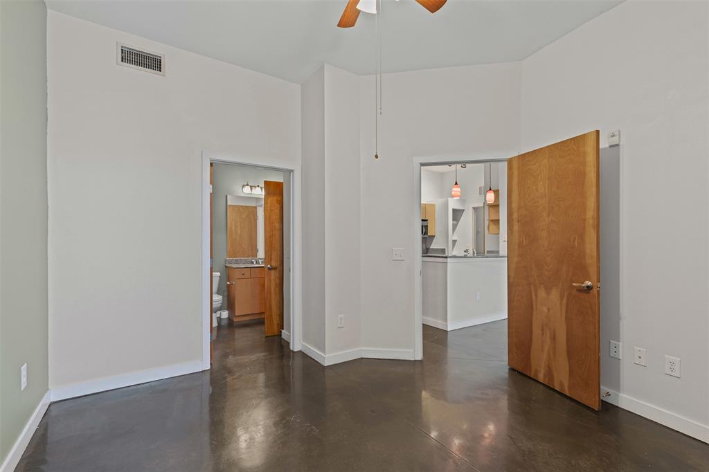 Texas & Pacific Lofts Condo - Residential Lease