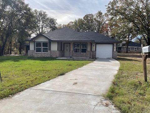 A home in West Tawakoni