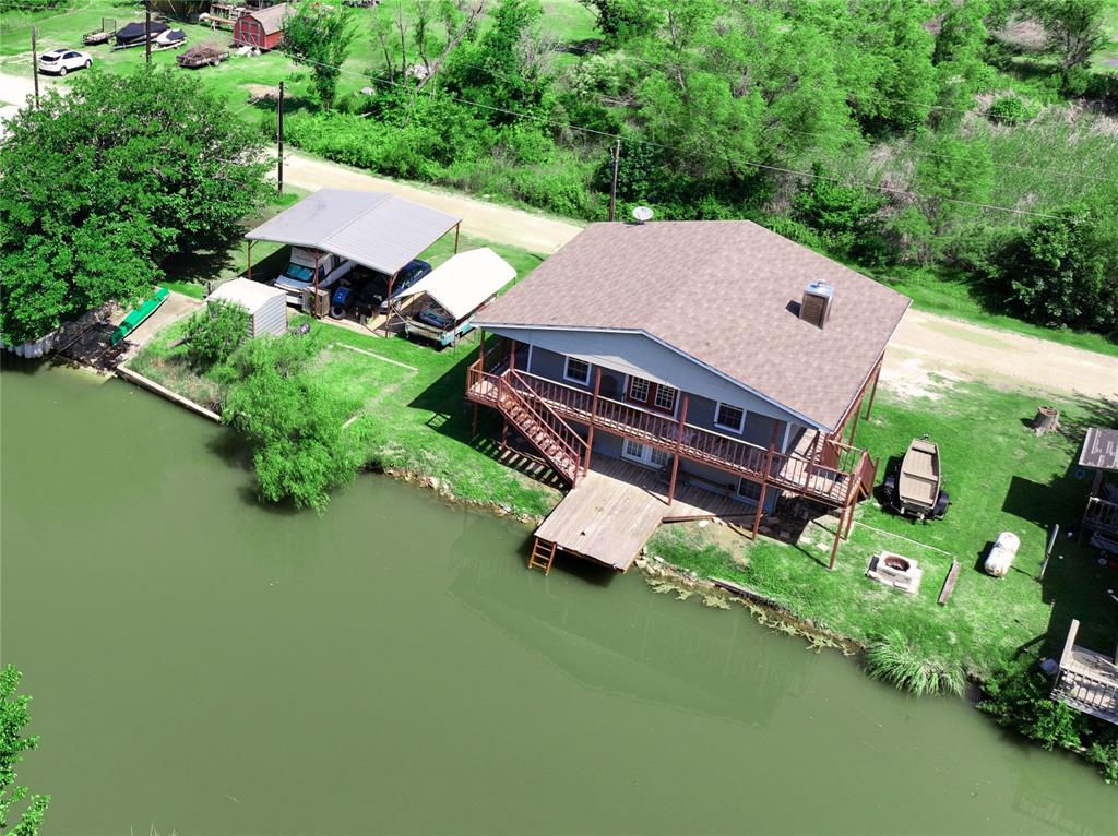 2425 Grapevine Court