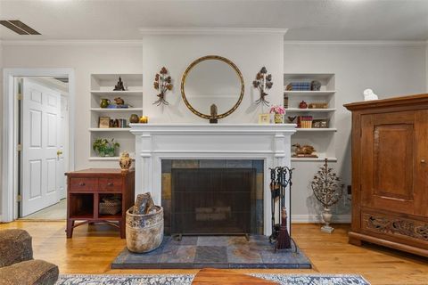 Tiny photo for 9461 Waterview Road, Dallas, TX 75218 (MLS # 21100646)