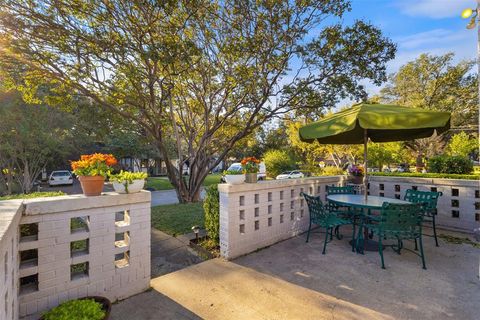 Tiny photo for 9461 Waterview Road, Dallas, TX 75218 (MLS # 21100646)