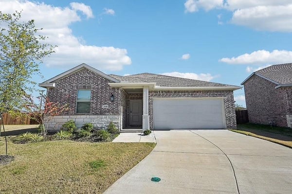 2616 ONTARIO DR, SEAGOVILLE, TX 75159 - Image b1a43f155ed2a3733e2abd79574f1114/1390654458