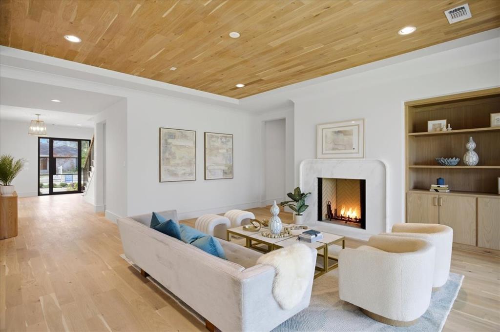 Williamson Caruth Terrace - Residential