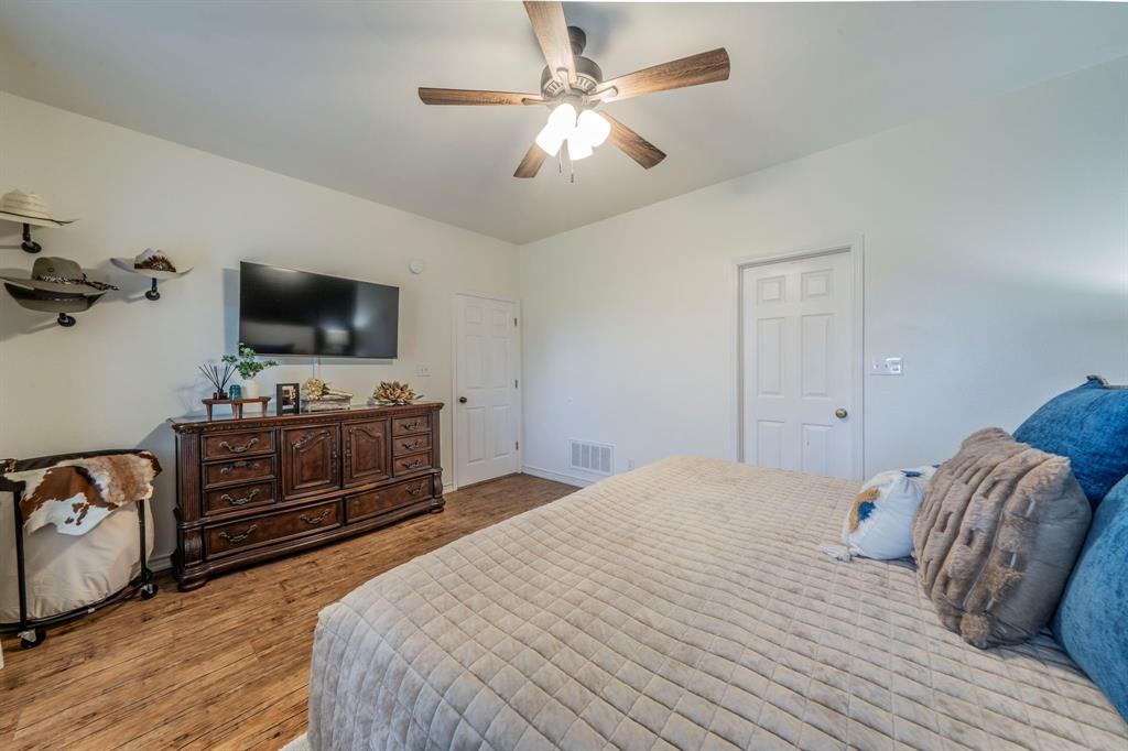 Jennings John - Residential