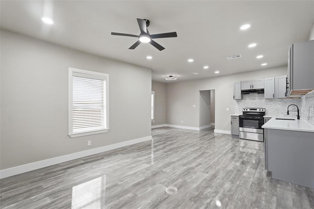 Roosevelt Manor 1st Inst - Residential