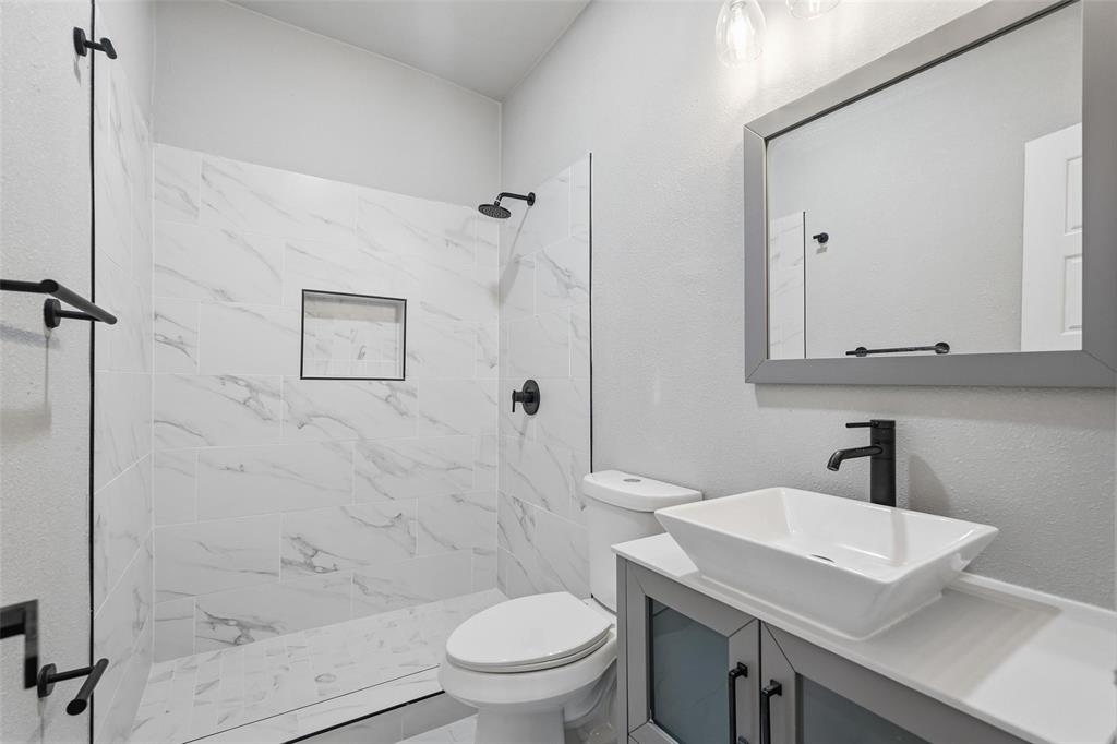 Roosevelt Manor 1st Inst - Residential