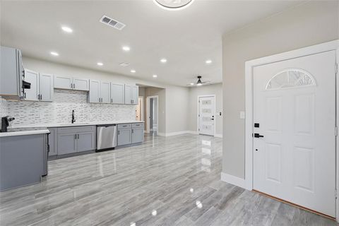 1914 Leath Street Dallas TX 75212