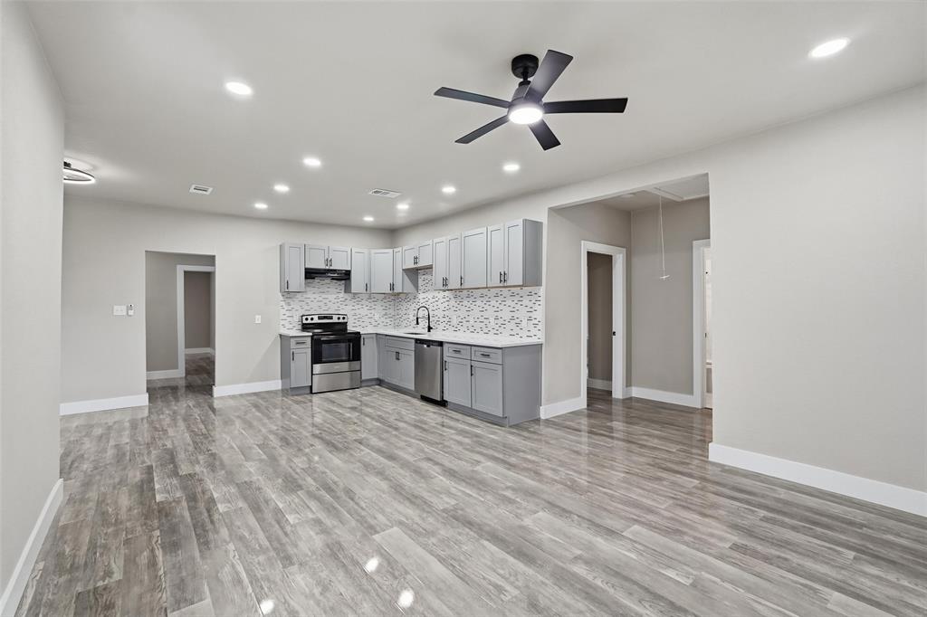 Roosevelt Manor 1st Inst - Residential