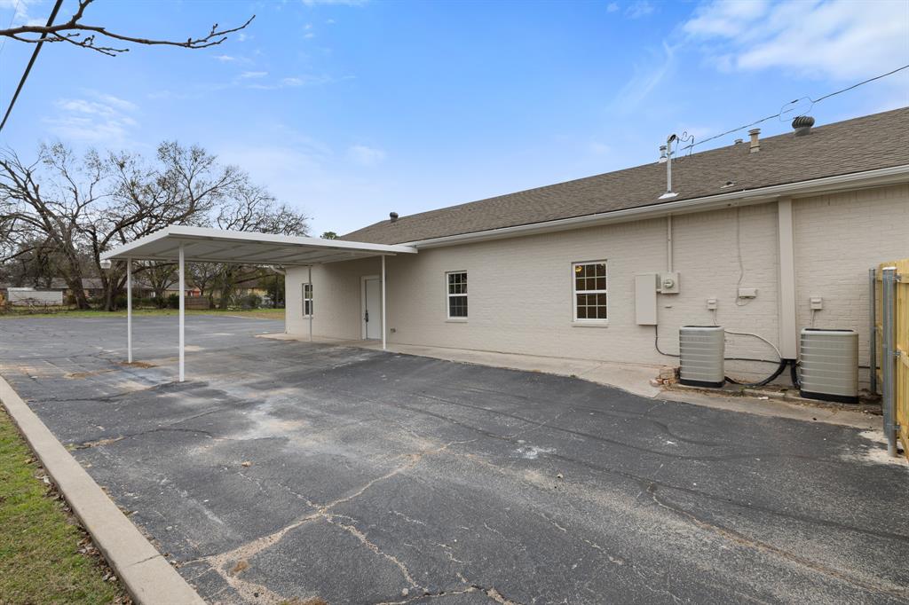 1812 Carpenter Street