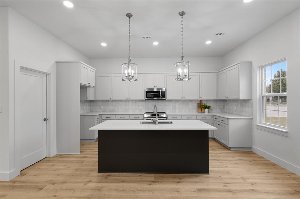 1812 Carpenter Street